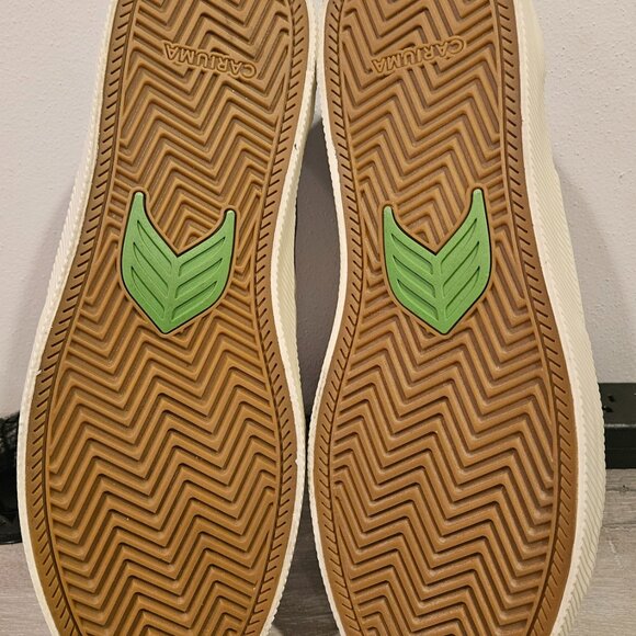 Cariuma Catiba Pro Low Skateboarding Shoes - Grey Contrast/Ivory - Picture 9 of 16